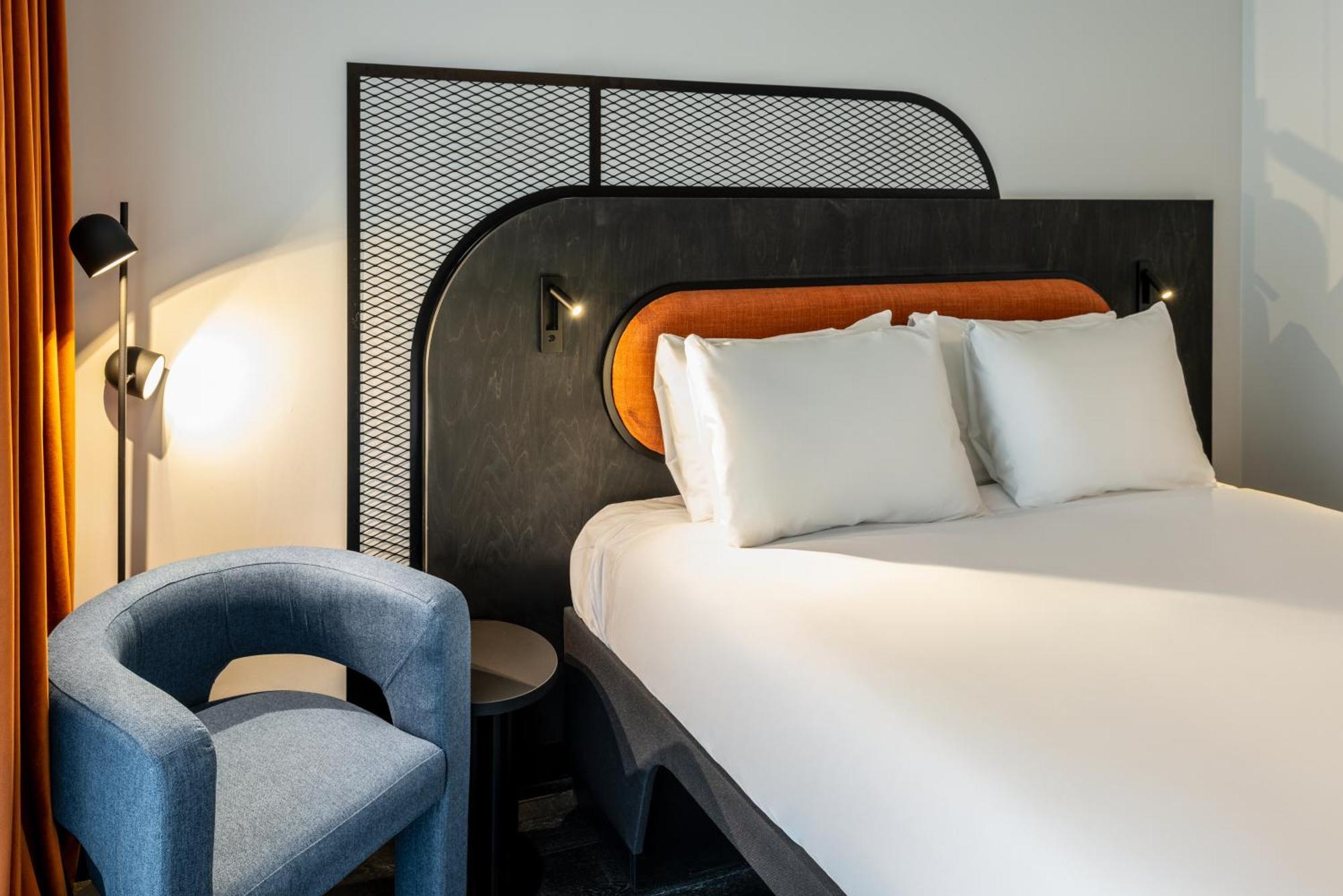 Tribe Manchester Airport By Accor Хейл Екстериор снимка