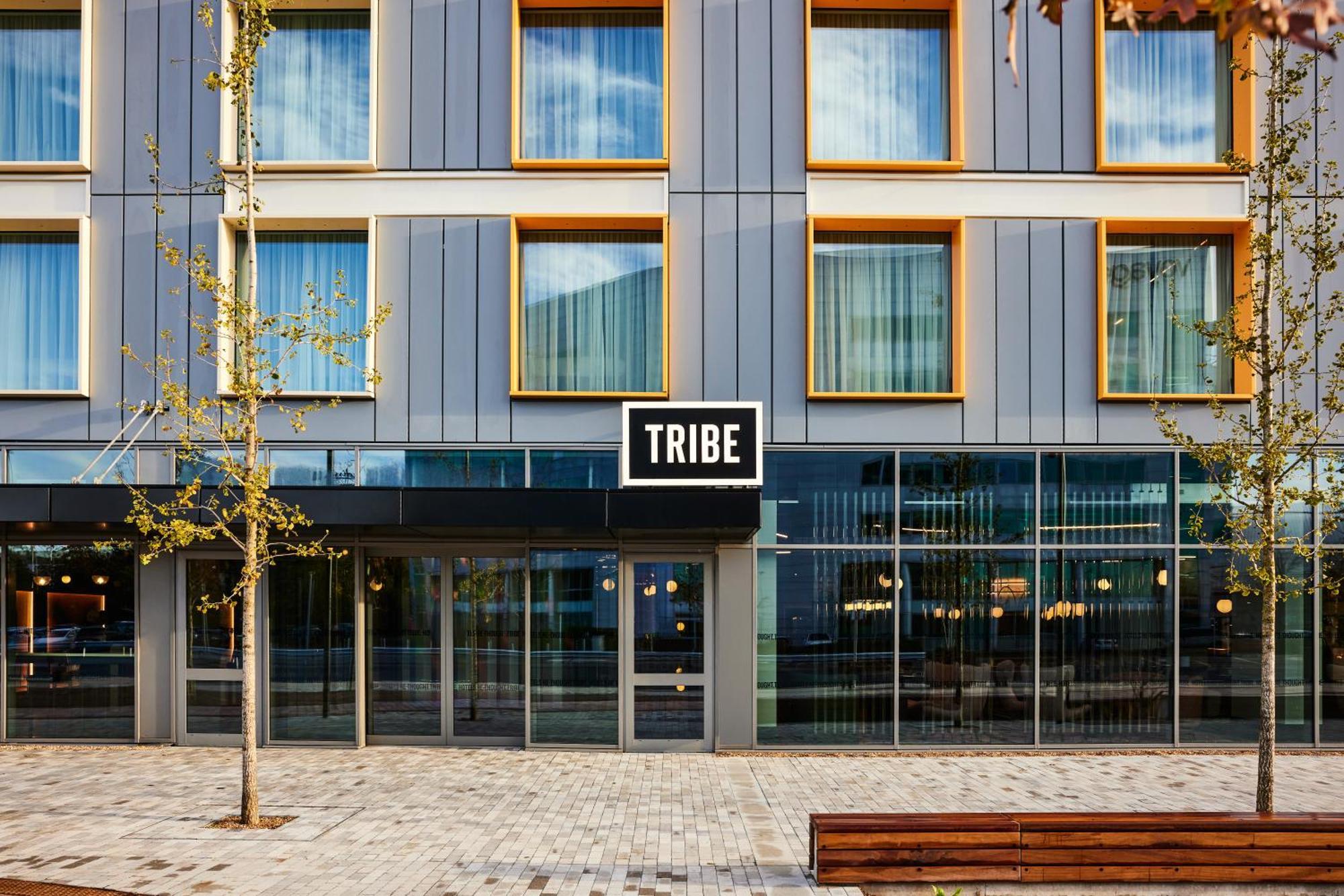Tribe Manchester Airport By Accor Хейл Екстериор снимка