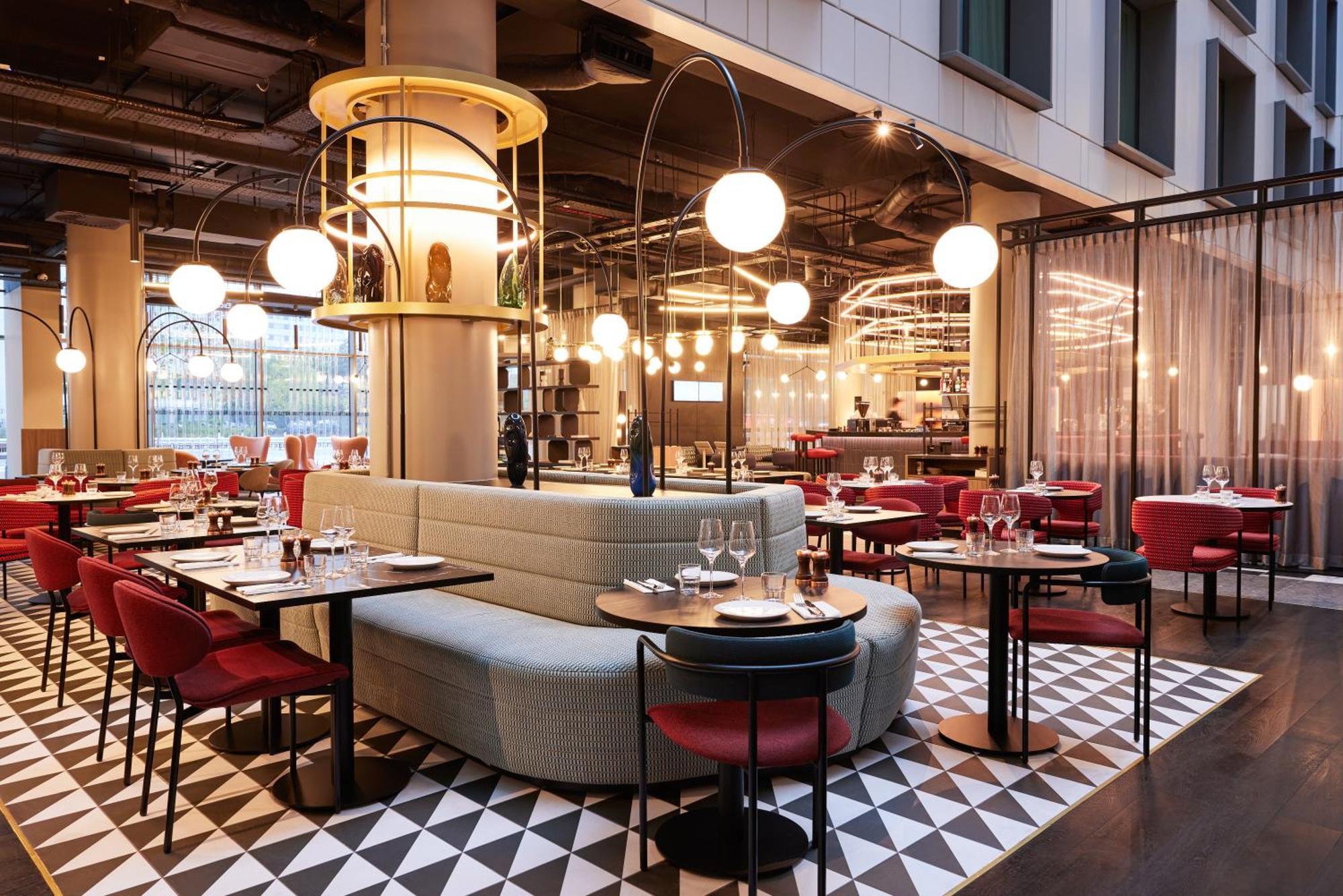 Tribe Manchester Airport By Accor Хейл Екстериор снимка